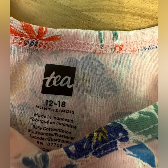 Tea collection ruffle shoulder floral romper size 12-18 months new no tag - Picture 4 of 6